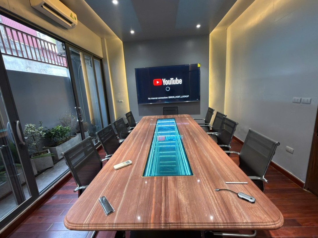 Phòng Họp Hiện Đại Tầng 4